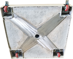 U-95CW with 4 Wheels bottom view